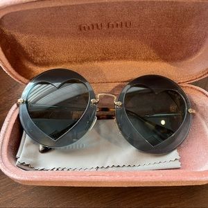 MIU MIU 01S Overlapping Game Azure Blue Hazelnut Round Heart Sunglasses